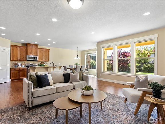 4th image of 2507 NW 150th Way