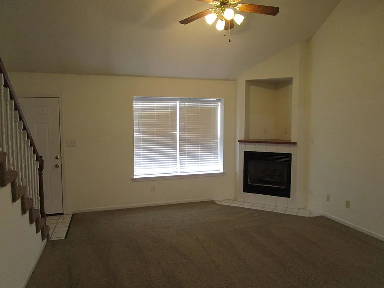 5004-5006 Betty Jean Way — Photo 3