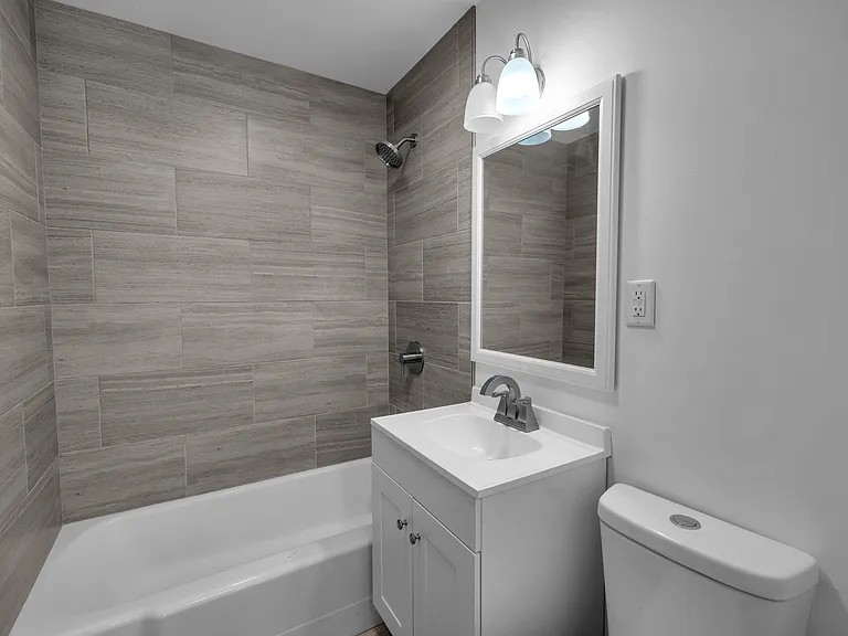 334 W Main St #1 — Photo 8