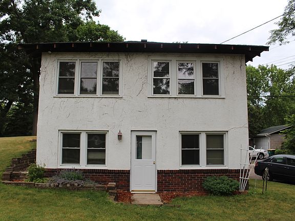 2nd image of 629 Park Ave
