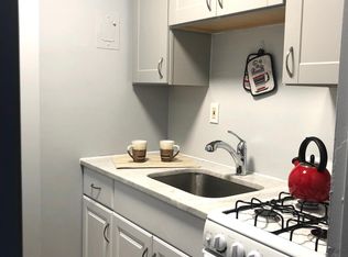 1111 Arlington Blvd APT 722, Arlington, VA 22209