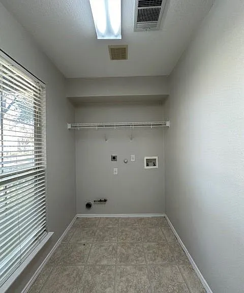 5157 Hartson — Photo 33