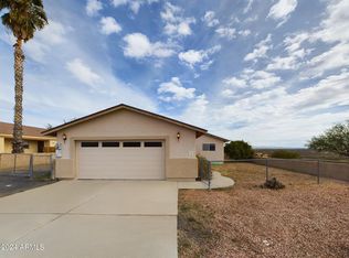 27147 S Bennett Way, Congress, AZ 85332