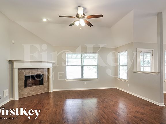 3rd image of 21538 Forest Colony Dr