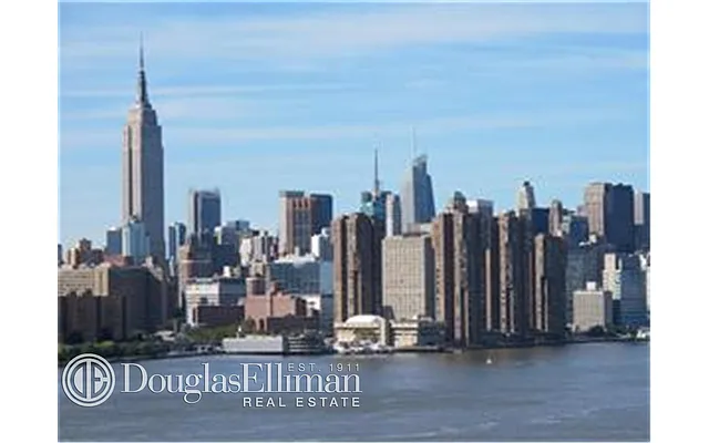 Rented by Douglas Elliman | media 15