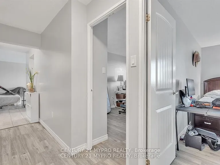 600 Grenfell Dr #410 — Photo 26