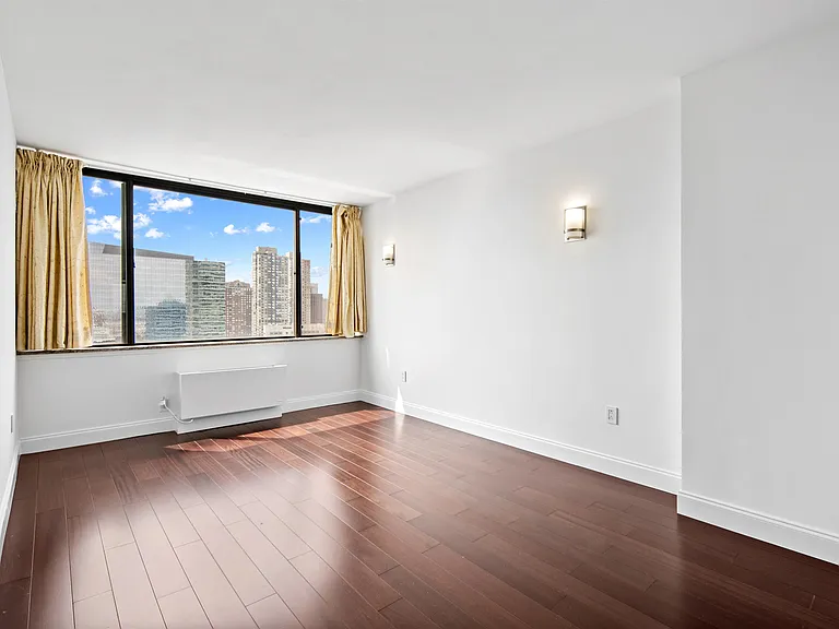 45 River Dr S #3205 — Photo 11