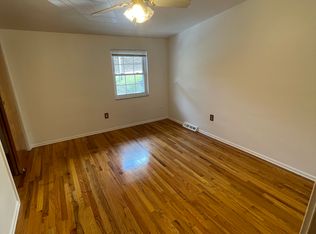 2833 Edgecliff Rd, New Kensington, PA 15068