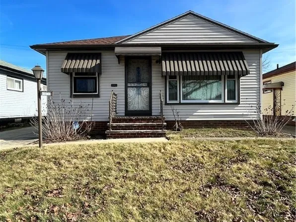 4101 E 151st St, Cleveland, OH 44128