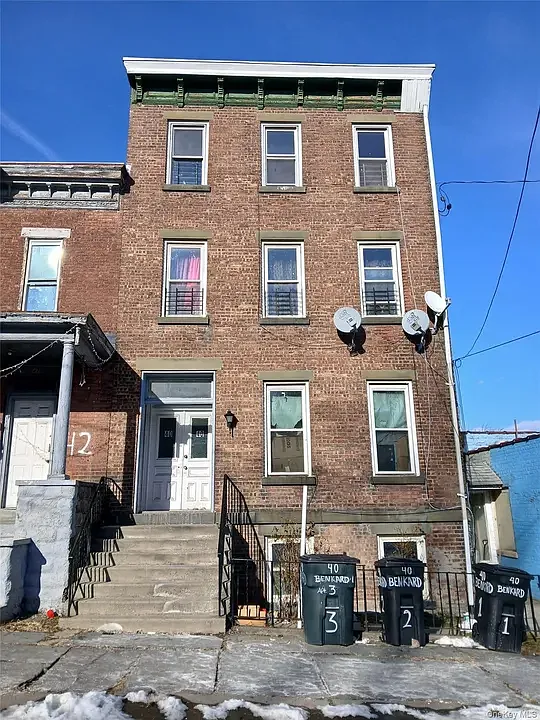 40 Benkard Ave #1