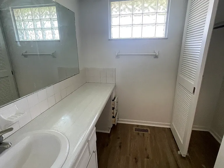 6124 Rosecrest Dr — Photo 19
