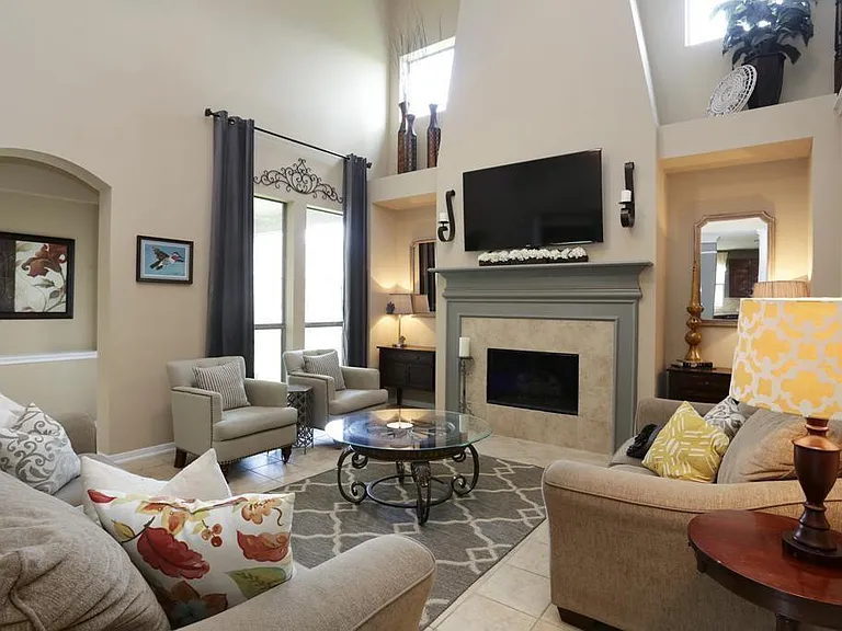 6314 Tolstin Lakes Ln — Photo 5