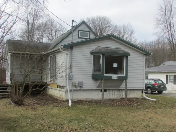 2194 S Leavitt Rd SW, Warren, OH 44481