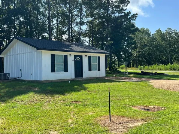 7069 Temple St, Olla, LA 71465