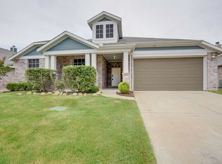 2006 Enchanted Rock Dr, Forney, TX 75126