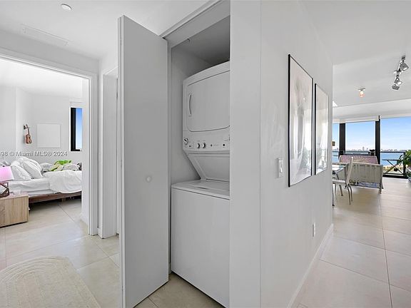 5th image of 501 NE 31st St #2101
