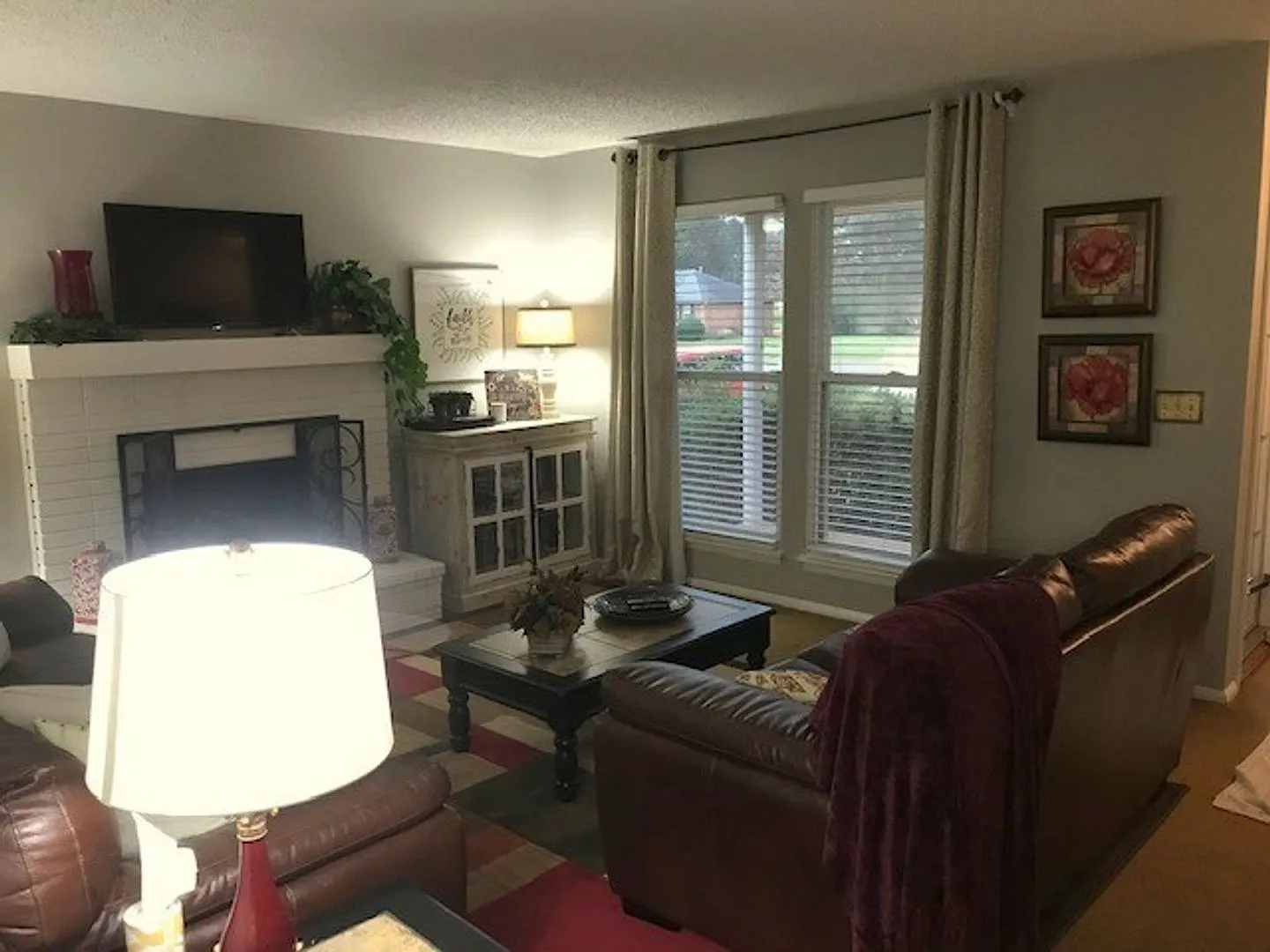 Home with Large Yard, Triple Rockvale — Photo 4