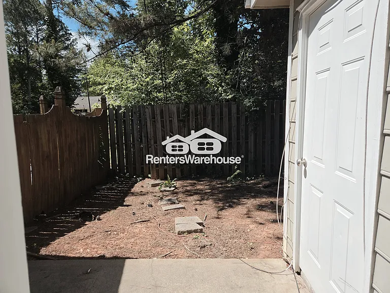 4891 Jenny Dr — Photo 13