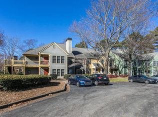 501 Abingdon Way, Sandy Springs, GA 30328