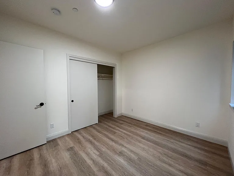 715 Madison St #202 — Photo 7