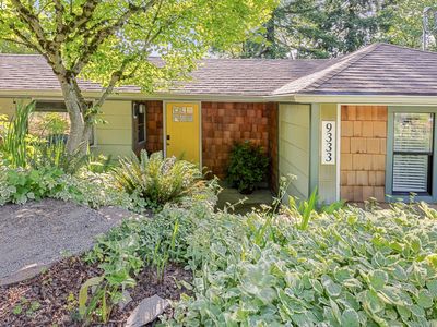 9333 SW 4th Ave, Portland, OR, 97219