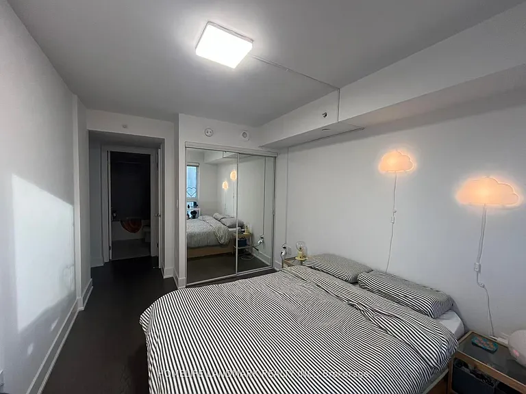 955 Bay St #1501 — Photo 6