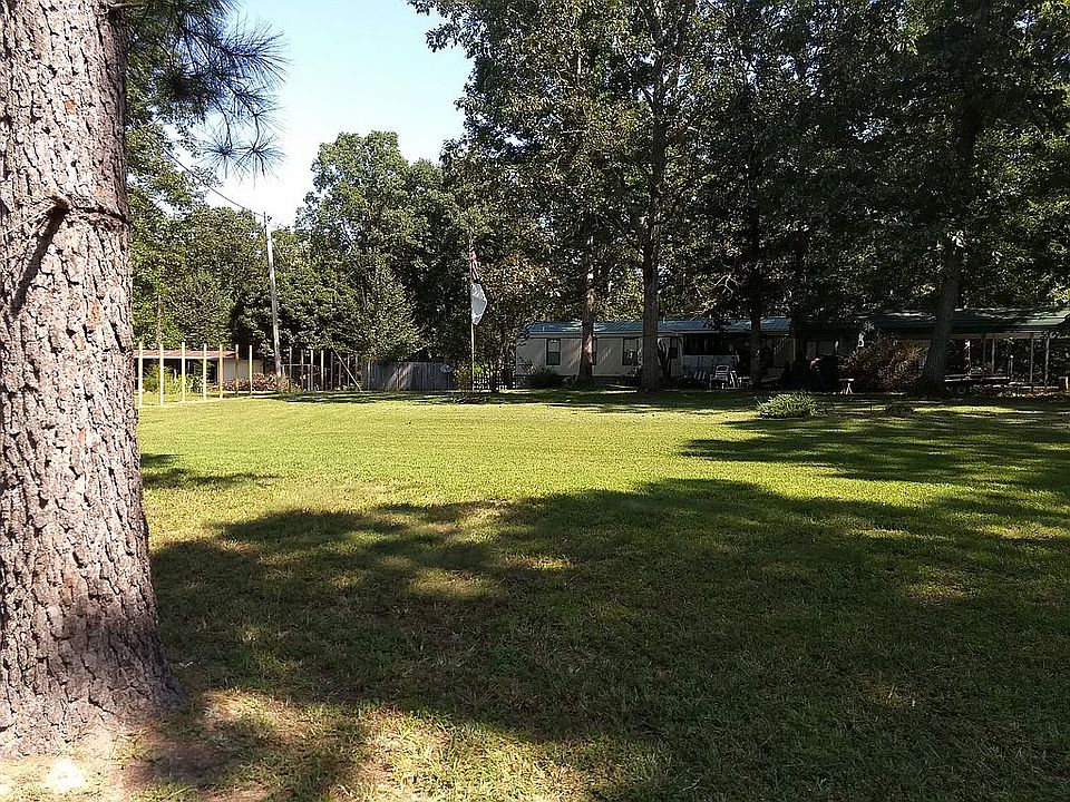 Large Shaded Front Yard