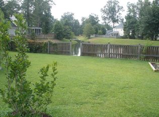 8580 Kennestone Ln, North Charleston, SC 29420