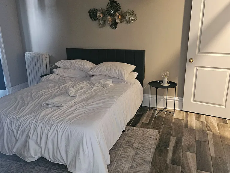 199 Catharine St N #3 — Photo 4