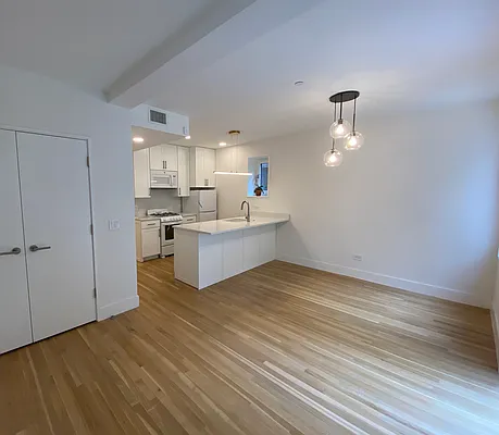 Rented by Keller Williams NYC | media 16