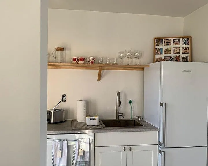649 SW 9th St #301 — Photo 5