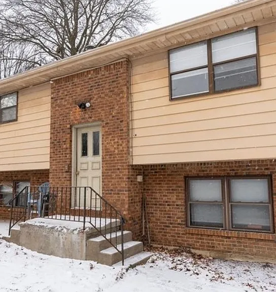 3908 Frederick St — Photo 1