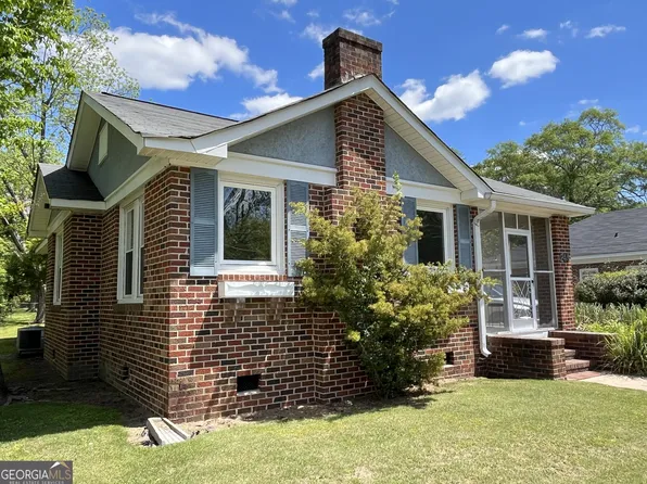 245 Edwards St, Elberton, GA 30635