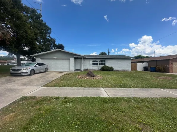 1897 Princeton Dr, Clearwater, FL 33765