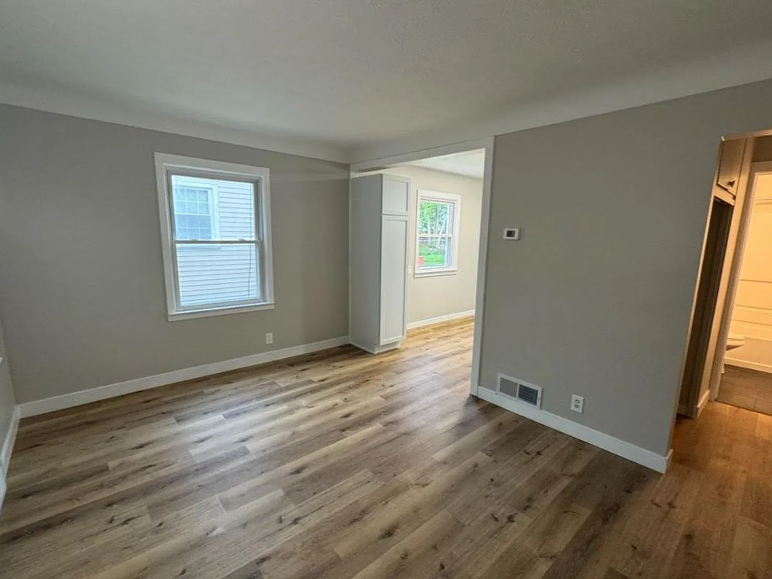 2 bed, 725 sqft, $1,150 — Photo 3