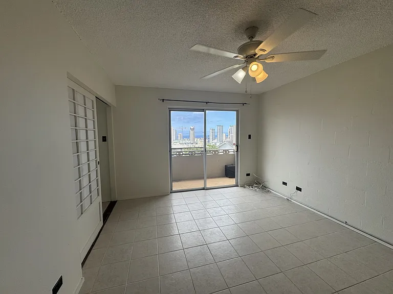 1614 Emerson St #20 — Photo 2