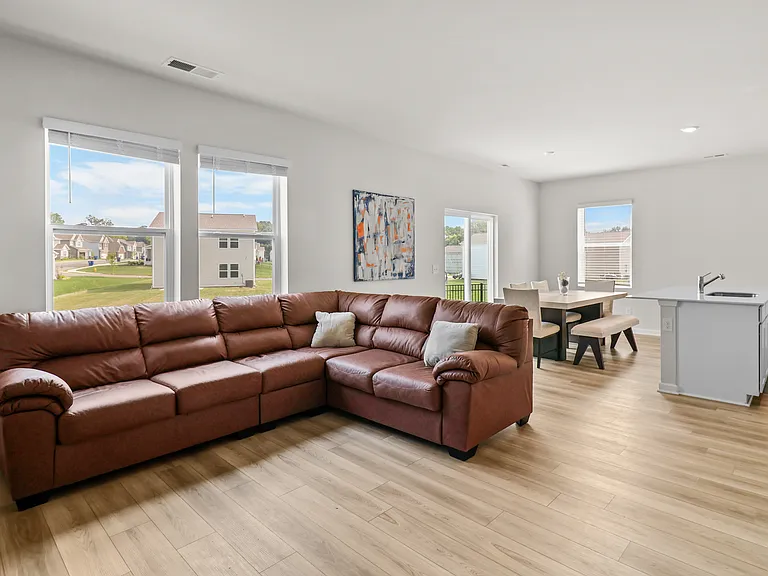 901 Moray Ln — Photo 12