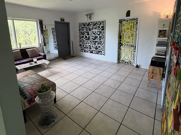 175 NE 55th St #1 — Photo 3