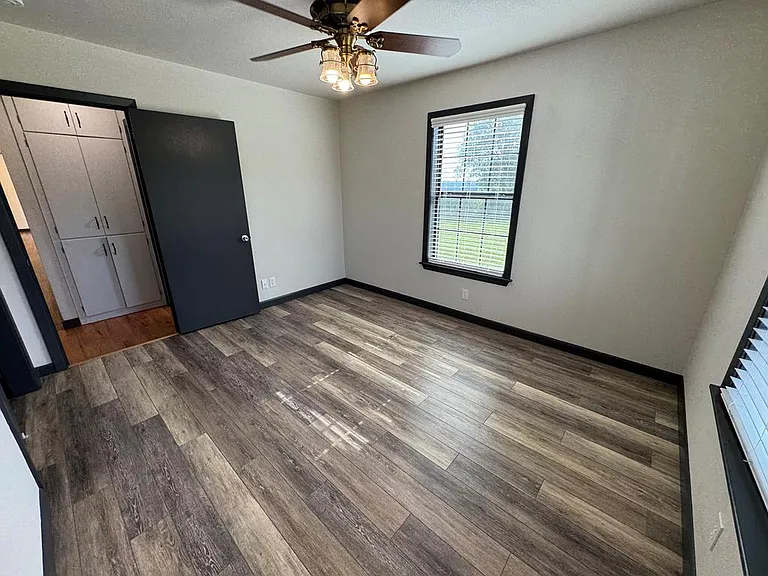 2078 Lower Crabapple Rd — Photo 42