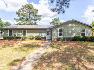 138 Scarborough Rd, Centerville, GA 31028