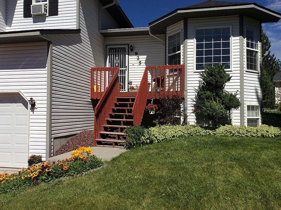 1st image of 925 Westwood Dr