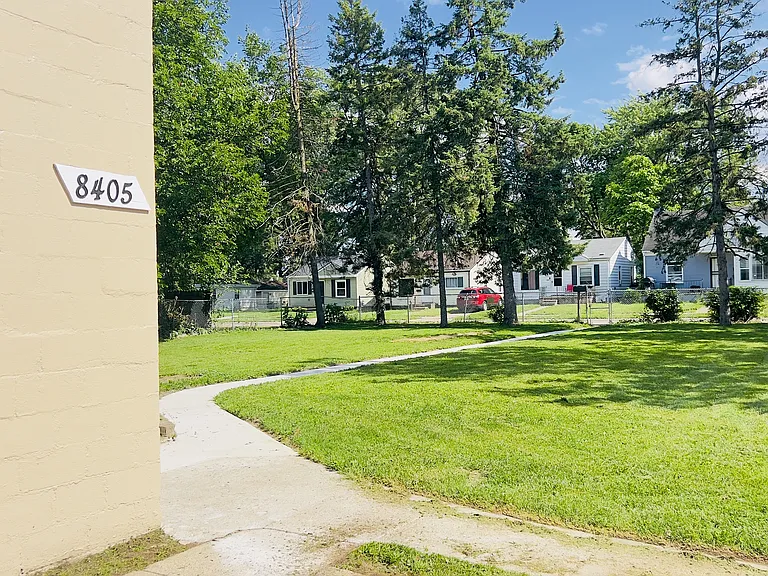 8405 Jackson Ave — Photo 33