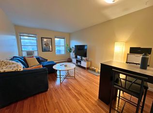 221 E 110th St #2, New York, NY 10029
