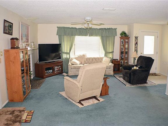 2nd image of 612 Pearl Rd