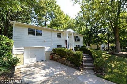 1st image of 3204 Berkley Ln
