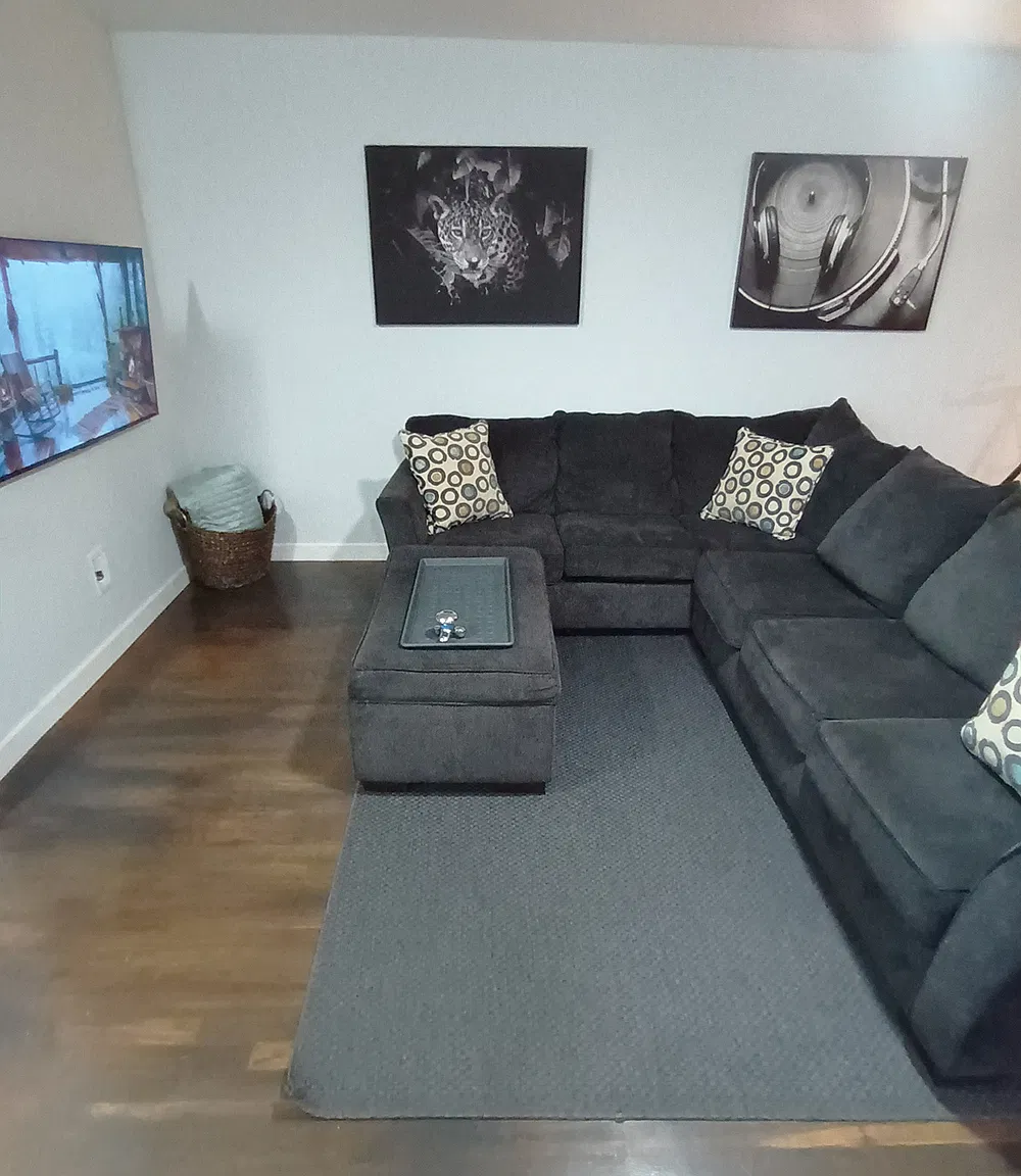 3541 Victor St — Photo 3