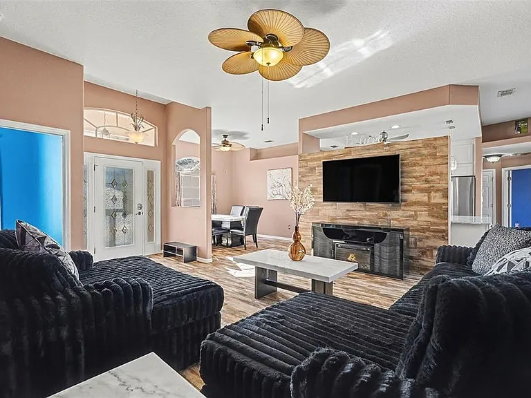 16031 Donney Moor Ln — Photo 6