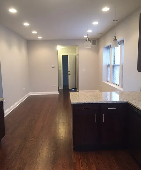 4847 N Kilbourn Ave #3 — Photo 3