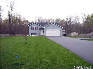 7542 E Taft Rd, East Syracuse, NY 13057