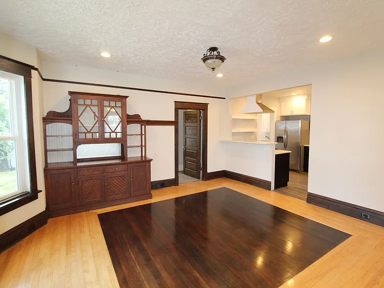 1306 E Montgomery Ave — Photo 15